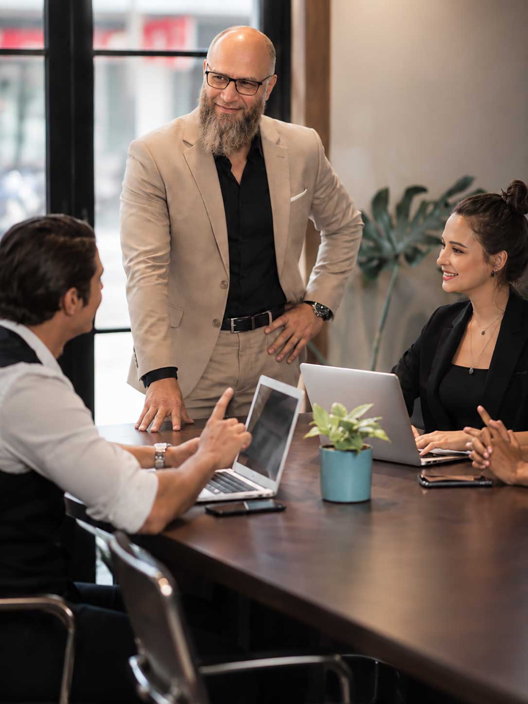 About Digital Mind Metrics AI-SEO-executive-leading-a-corporate-strategy